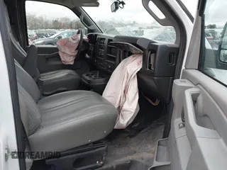 2018 GMC Savana Cargo with VIN 1GTW7AFP0J1313397, listed as a IAAI auction lot 41057578 with 147,304 mi miles and . Bid and sale history available at DreamBid. Image 5.