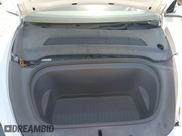 2022 Tesla Model Y Performance с VIN 7SAYGDEF4NF522984, выставлен на аукционе Copart как лот 57803945 с пробегом 37 327 миль миль и Списание • Salvage title. История ставок и продаж доступна на DreamBid. Изображение 11.