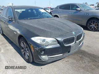 2013 BMW 5 Series 528i xDrive with VIN WBAXH5C50DDW14232, listed as a IAAI auction lot 42551529 with 101,342 mi miles and . Bid and sale history available at DreamBid. Image 6.
