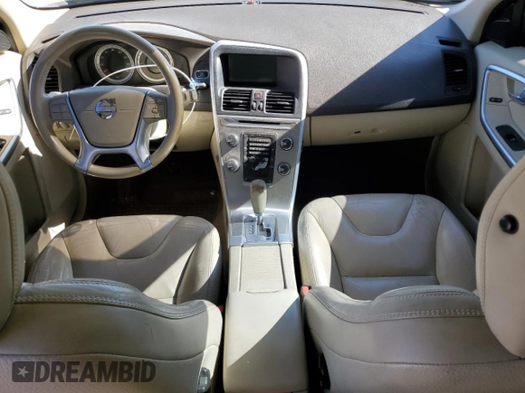 2011 Volvo XC60 3.0T with VIN YV4902DZ6B2186028, listed as a Copart auction lot 56668135 with 161,704 mi miles and Salvage title. Bid and sale history available at DreamBid. Image 8.