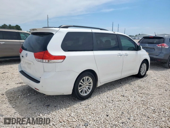 2013 Toyota Sienna XLE AAS with VIN 5TDYK3DC7DS317683, listed as a Copart auction lot 50976735 with 179,286 mi miles and Clean title. Bid and sale history available at DreamBid. Image 3.