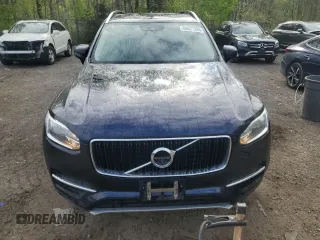 2016 Volvo XC90 T6 Momentum z VIN YV4A22PK2G1065953, wystawiony jako Copart lot #56627265 z przebiegiem 147 936 mil mil oraz Czysty tytuł • Clean title. Historia ofert i sprzedaży dostępna na DreamBid. Obrazek 5.