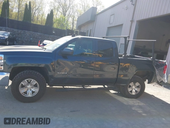 2019 Chevrolet Silverado 1500 LT with VIN 2GCVKPEC5K1140418, listed as a IAAI auction lot 42126724 with 113,381 mi miles and . Bid and sale history available at DreamBid. Image 14.