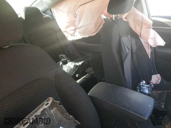 2020 Hyundai Elantra SEL z VIN 5NPD84LF6LH623082, wystawiony jako Copart lot #52779075 z przebiegiem Nie podano mil oraz Szkoda całkowita • Salvage title. Historia ofert i sprzedaży dostępna na DreamBid. Obrazek 10.