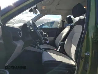 2022 Hyundai Venue SEL with VIN KMHRC8A39NU166129, listed as a Copart auction lot 49992155 with 29,775 mi miles and Salvage Title. Bid and sale history available at DreamBid. Image 7.