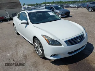 2014 Infiniti Q60 Journey z VIN JN1CV6EK7EM111241, wystawiony jako IAAI lot #42653792 z przebiegiem 196 431 mil mil oraz . Historia ofert i sprzedaży dostępna na DreamBid. Obrazek 1.