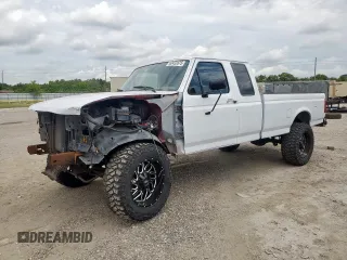 1994 Ford F-250 z VIN 1FTHX25H5RKB57176, wystawiony jako Copart lot #63432875 z przebiegiem 188 923 mil mil oraz Szkoda całkowita • Salvage title. Historia ofert i sprzedaży dostępna na DreamBid. Obrazek 1.