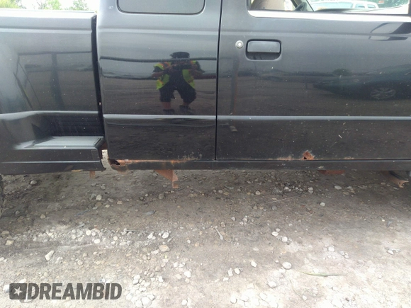 2001 Ford Ranger XL Fleet z VIN 1FTZR15E61PB44247, wystawiony jako IAAI lot #42362764 z przebiegiem 308 912 mil mil oraz . Historia ofert i sprzedaży dostępna na DreamBid. Obrazek 17.