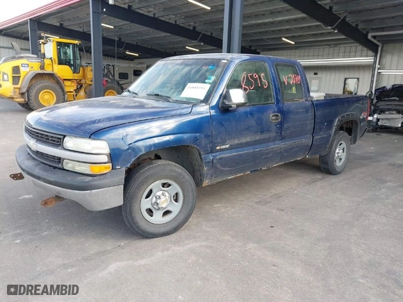 2002 Chevrolet Silverado 1500 LS with VIN 1GCEK19V62Z232170, listed as a IAAI auction lot 41888595 with 1 mi miles. Bid and sale history available at carsss.com. Image 2.