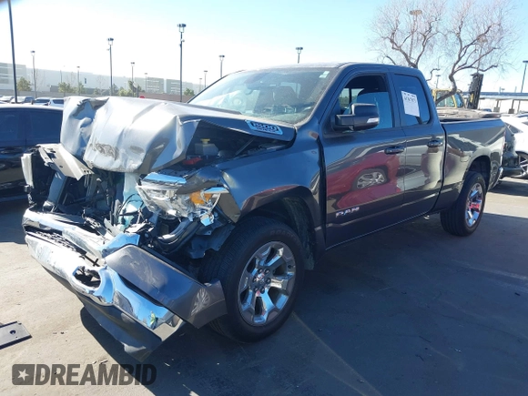 2022 Ram 1500 Big Horn z VIN 1C6RREBT1NN436343, wystawiony jako IAAI lot #41367073 z przebiegiem 13 784 mil mil oraz . Historia ofert i sprzedaży dostępna na DreamBid. Obrazek 18.