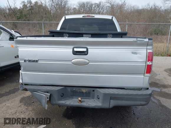 2009 Ford F-150 STX with VIN 1FTRX12W09FA01525, listed as a IAAI auction lot 41675894 with 245,793 mi miles. Bid and sale history available at carsss.com. Image 16.