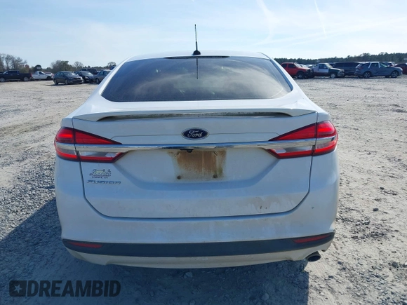 2018 Ford Fusion S with VIN 3FA6P0G7XJR216535, listed as a IAAI auction lot 41640799 with 183,932 mi miles. Bid and sale history available at carsss.com. Image 16.