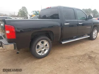 2012 Chevrolet Silverado 1500 LT with VIN 3GCPCSE08CG306633, listed as a IAAI auction lot 41507342 with 190,451 mi miles. Bid and sale history available at carsss.com. Image 4.