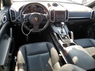 2012 Porsche Cayenne with VIN WP1AA2A26CLA11325, listed as a Copart auction lot 60490855 with 103,488 mi miles and Clean title. Bid and sale history available at DreamBid. Image 8.