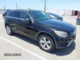 2016 Mercedes-Benz GLC 300 z VIN WDC0G4JB1GF077559, wystawiony jako IAAI lot #42538689 z przebiegiem 311 236 mil mil oraz . Historia ofert i sprzedaży dostępna na DreamBid. Obrazek 1.
