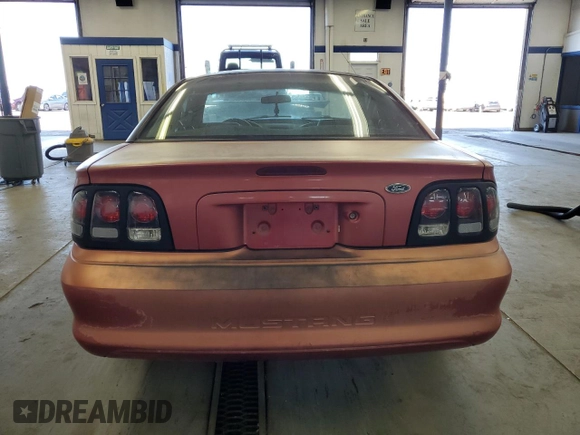 1998 Ford Mustang with VIN 1FAFP4041WF221120, listed as a Copart auction lot 53753005 with 117,219 mi miles and Clean title. Bid and sale history available at DreamBid. Image 6.