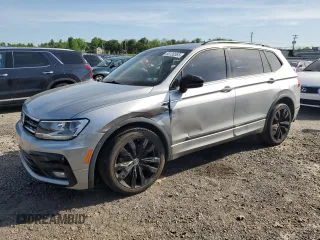 2021 Volkswagen Tiguan SE z VIN 3VV2B7AX6MM085017, wystawiony jako Copart lot #56120365 z przebiegiem 33 548 mil mil oraz Szkoda całkowita • Salvage title. Historia ofert i sprzedaży dostępna na DreamBid. Obrazek 1.