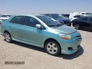 2008 Toyota Yaris with VIN JTDBT923X81201731, listed as a IAAI auction lot 42222388 with 91,079 mi miles. Bid and sale history available at carsss.com. Image 1.