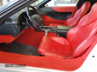 1994 Chevrolet Corvette z VIN 1G1YY32P5R5111448, wystawiony jako Copart lot #41581755 z przebiegiem 65 031 mil mil oraz Szkoda całkowita • Salvage title. Historia ofert i sprzedaży dostępna na DreamBid. Obrazek 7.