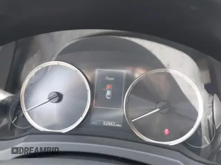 2019 Lexus RC 350 z VIN JTHHZ5BC2K5020722, wystawiony jako IAAI lot #42407729 z przebiegiem 52 882 mil mil oraz . Historia ofert i sprzedaży dostępna na DreamBid. Obrazek 7.