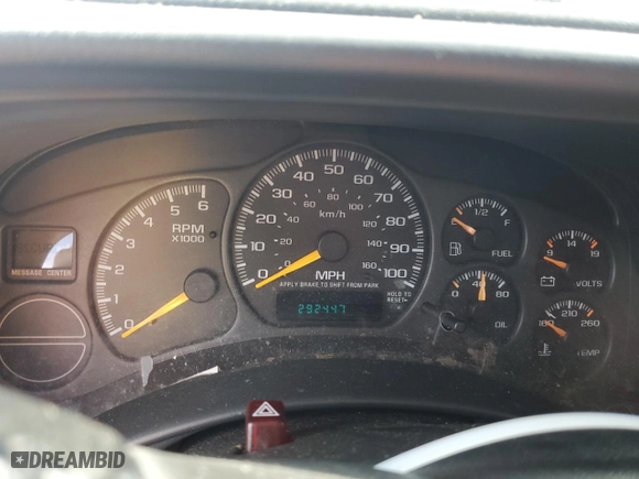 2001 Chevrolet Suburban LT with VIN 3GNFK16T91G212489, listed as a Copart auction lot 47667195 with 292,447 mi miles and Salvage Title. Bid and sale history available at carsss.com. Image 9.