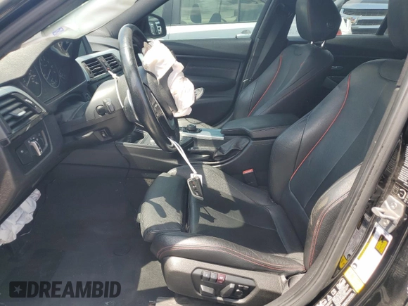 2015 BMW 3 Series 328i xDrive z VIN WBA3B5G54FNS12463, wystawiony jako Copart lot #55415725 z przebiegiem 133 747 mil mil oraz Szkoda całkowita • Salvage title. Historia ofert i sprzedaży dostępna na DreamBid. Obrazek 7.
