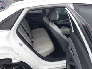 2023 Hyundai Elantra Hybrid Limited with VIN KMHLN4AJ5PU051005, listed as a IAAI auction lot 41567780 with 39,524 mi miles. Bid and sale history available at carsss.com. Image 8.