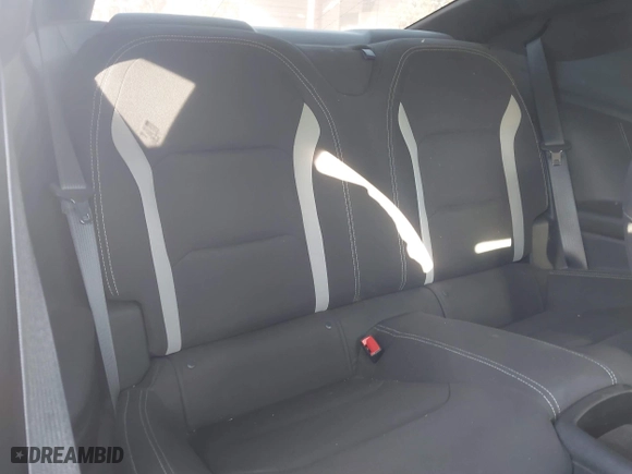 2019 Chevrolet Camaro 1LT with VIN 1G1FB1RS4K0126100, listed as a IAAI auction lot 41144580 with 55,210 mi miles. Bid and sale history available at carsss.com. Image 8.