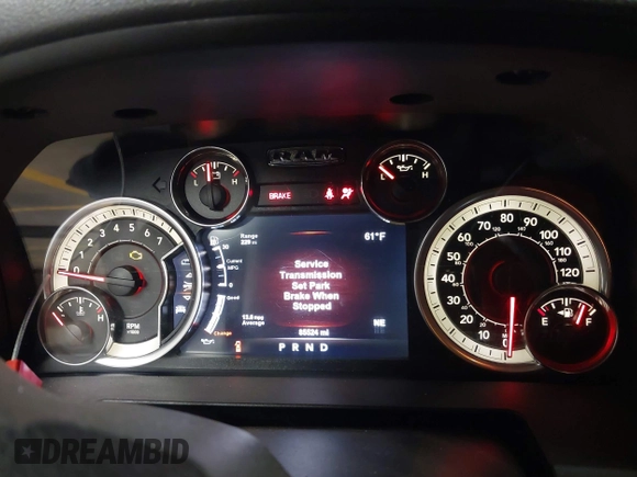 2017 Ram 1500 SLT z VIN 1C6RR6GTXHS547882, wystawiony jako IAAI lot #41959516 z przebiegiem 85 524 mil mil oraz . Historia ofert i sprzedaży dostępna na DreamBid. Obrazek 7.