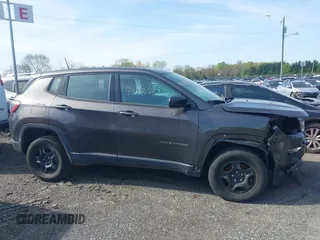 2018 Jeep Compass Sport with VIN 3C4NJDAB7JT481279, listed as a IAAI auction lot 40633532 with 87,675 mi miles and . Bid and sale history available at DreamBid. Image 13.