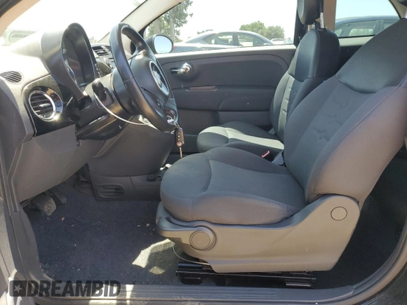 2015 FIAT 500 Pop с VIN 3C3CFFAR8FT657611, выставлен на аукционе Copart как лот 59557235 с пробегом 146 754 миль миль и Списание • Salvage title. История ставок и продаж доступна на DreamBid. Изображение 7.