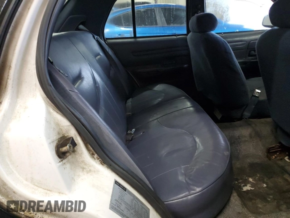 1999 Ford Crown Victoria Police с VIN 2FAFP71W7XX105850, выставлен на аукционе Copart как лот 43760905 с пробегом 308 252 миль миль и Списание • Salvage title. История ставок и продаж доступна на DreamBid. Изображение 10.