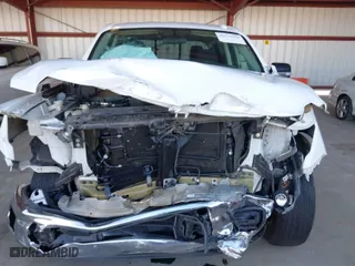 2018 Nissan Titan SV with VIN 1N6AA1EK9JN543043, listed as a IAAI auction lot 41279679 with 49,165 mi miles. Bid and sale history available at carsss.com. Image 6.