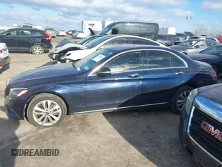 2019 Mercedes-Benz C 300 with VIN 55SWF8EB1KU319315, listed as a IAAI auction lot 41280828 with 81,845 mi miles and . Bid and sale history available at carsss.com. Image 14.