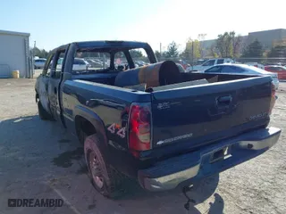 2003 Chevrolet Silverado 2500HD LS with VIN 1GCHK23183F167723, listed as a IAAI auction lot 40990388 with 1 mi miles. Bid and sale history available at carsss.com. Image 3.
