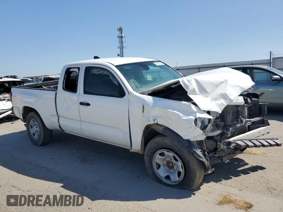 2021 Toyota Tacoma SR z VIN 3TYRX5GN5MT027686, wystawiony jako Copart lot #52277225 z przebiegiem 29 822 mil mil oraz Szkoda całkowita • Salvage title. Historia ofert i sprzedaży dostępna na DreamBid. Obrazek 4.