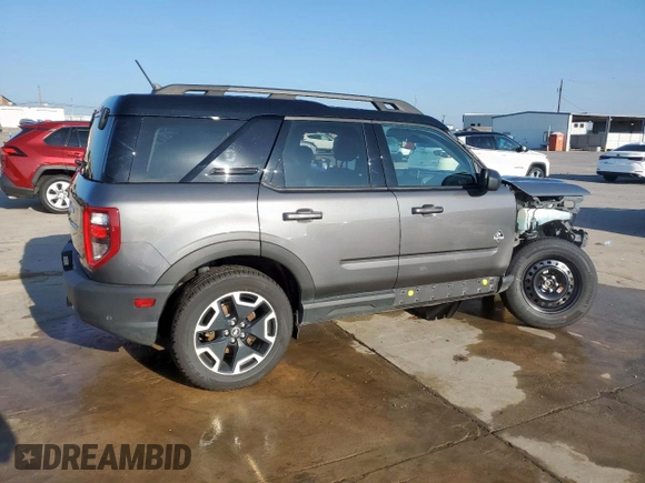 2022 Ford Bronco Sport Outer Banks with VIN 3FMCR9C69NRE05347, listed as a Copart auction lot 57621345 with 49,932 mi miles and Salvage title. Bid and sale history available at DreamBid. Image 3.