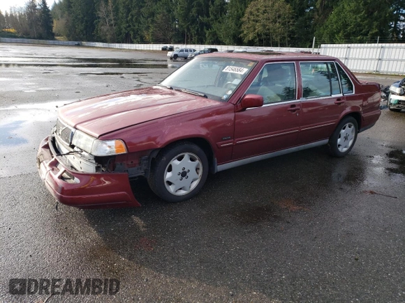 1996 Volvo 960 z VIN YV1KS9603T1085942, wystawiony jako Copart lot #81546584 z przebiegiem 149 865 mil mil oraz Szkoda całkowita • Salvage title. Historia ofert i sprzedaży dostępna na DreamBid. Obrazek 1.