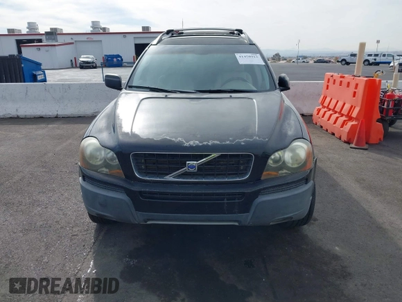 2005 Volvo XC90 with VIN YV1CY592X51182065, listed as a IAAI auction lot 41458913 with 174,171 mi miles. Bid and sale history available at carsss.com. Image 6.