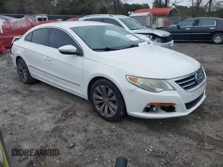 2010 Volkswagen CC Sport with VIN WVWML7AN5AE505256, listed as a IAAI auction lot 41870530 with 173,336 mi miles. Bid and sale history available at carsss.com. Image 1.