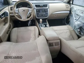 2017 Nissan Altima SV z VIN 1N4AL3AP9HC258994, wystawiony jako Copart lot #56289865 z przebiegiem 82 763 mil mil oraz Szkoda całkowita • Salvage title. Historia ofert i sprzedaży dostępna na DreamBid. Obrazek 8.