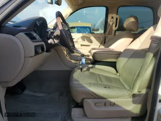 2013 Cadillac Escalade Luxury with VIN 1GYS4BEF9DR159553, listed as a Copart auction lot 44610455 with 128,071 mi miles and Salvage Title. Bid and sale history available at carsss.com. Image 7.