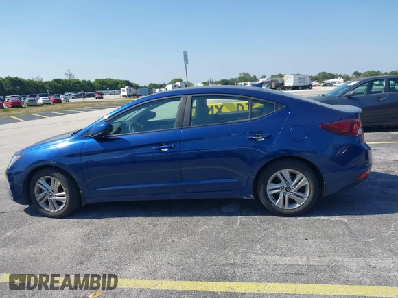 2020 Hyundai Elantra SEL z VIN 5NPD84LF1LH570792, wystawiony jako IAAI lot #42138863 z przebiegiem 27 768 mil mil oraz . Historia ofert i sprzedaży dostępna na DreamBid. Obrazek 14.