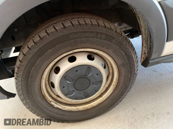 2017 Ford Transit with VIN 1FTYE1YM8HKA28386, listed as a IAAI auction lot 42730202 with 224,557 mi miles and . Bid and sale history available at DreamBid. Image 5.
