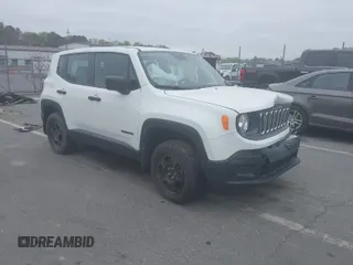 2018 Jeep Renegade Sport with VIN ZACCJBAB1JPH94427, listed as a IAAI auction lot 41900517 with 37,968 mi miles. Bid and sale history available at carsss.com. Image 1.