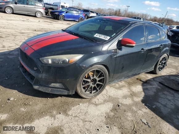 2015 Ford Focus ST with VIN 1FADP3L94FL216438, listed as a Copart auction lot 47437765 with 116,164 mi miles and Salvage Title. Bid and sale history available at carsss.com. Image 1.