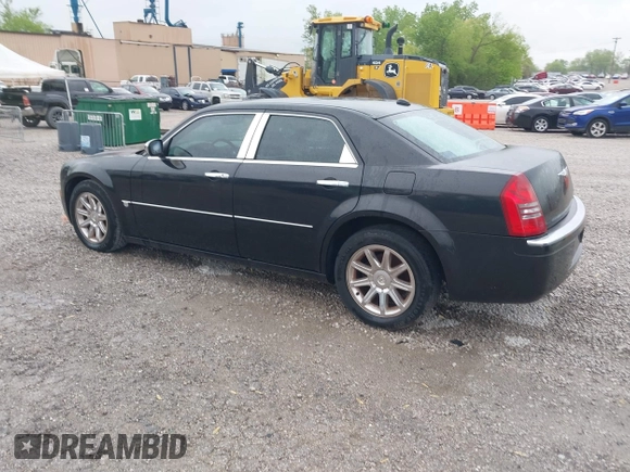 2005 Chrysler 300 with VIN 2C3JA63H05H608145, listed as a IAAI auction lot 42075474 with 167,098 mi miles. Bid and sale history available at carsss.com. Image 3.