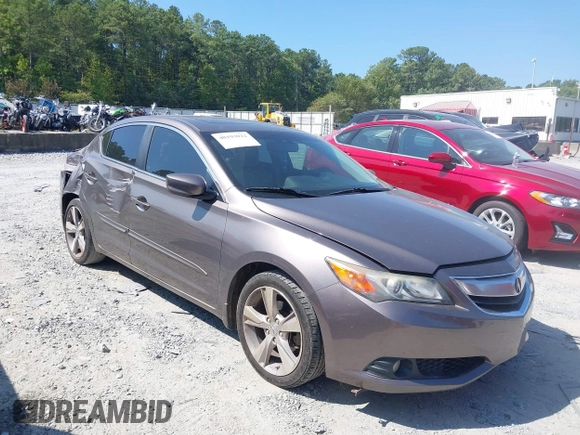 2014 Acura ILX Technology with VIN 19VDE1F73EE013345, listed as a IAAI auction lot 40193022 with 102,265 mi miles and . Bid and sale history available at DreamBid. Image 1.