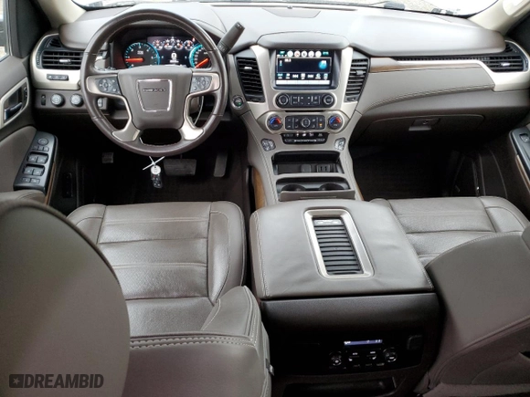 2020 GMC Yukon XL Denali with VIN 1GKS2HKJ9LR135246, listed as a Copart auction lot 84477904 with 66,255 mi miles and Salvage Title. Bid and sale history available at carsss.com. Image 8.