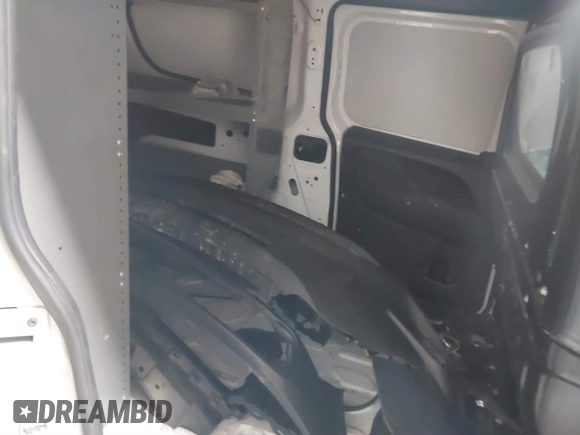 2019 Ram ProMaster City Cargo Tradesman z VIN ZFBHRFAB7K6M61484, wystawiony jako IAAI lot #41584872 z przebiegiem 63 558 mil mil oraz . Historia ofert i sprzedaży dostępna na DreamBid. Obrazek 8.